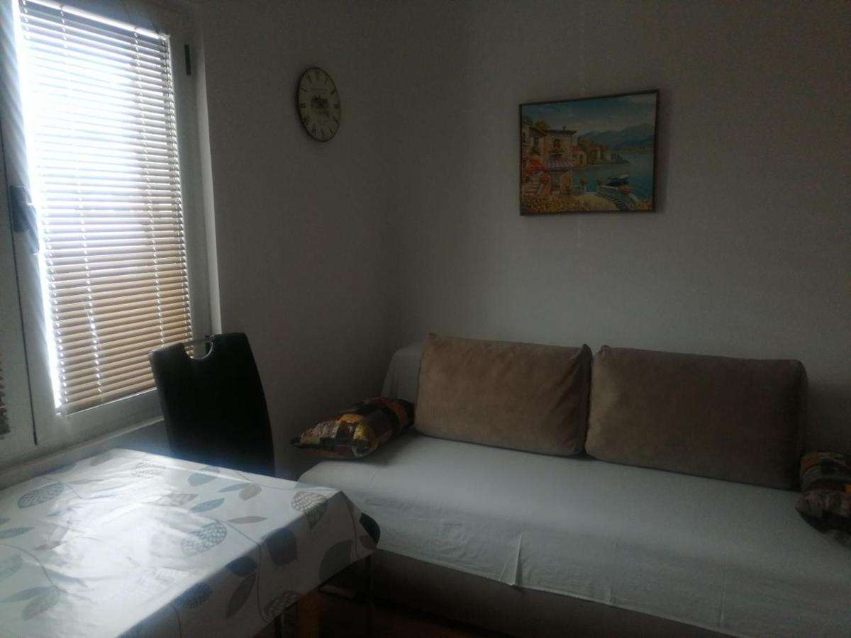 Lyon Apartments Μπούντβα Εξωτερικό φωτογραφία