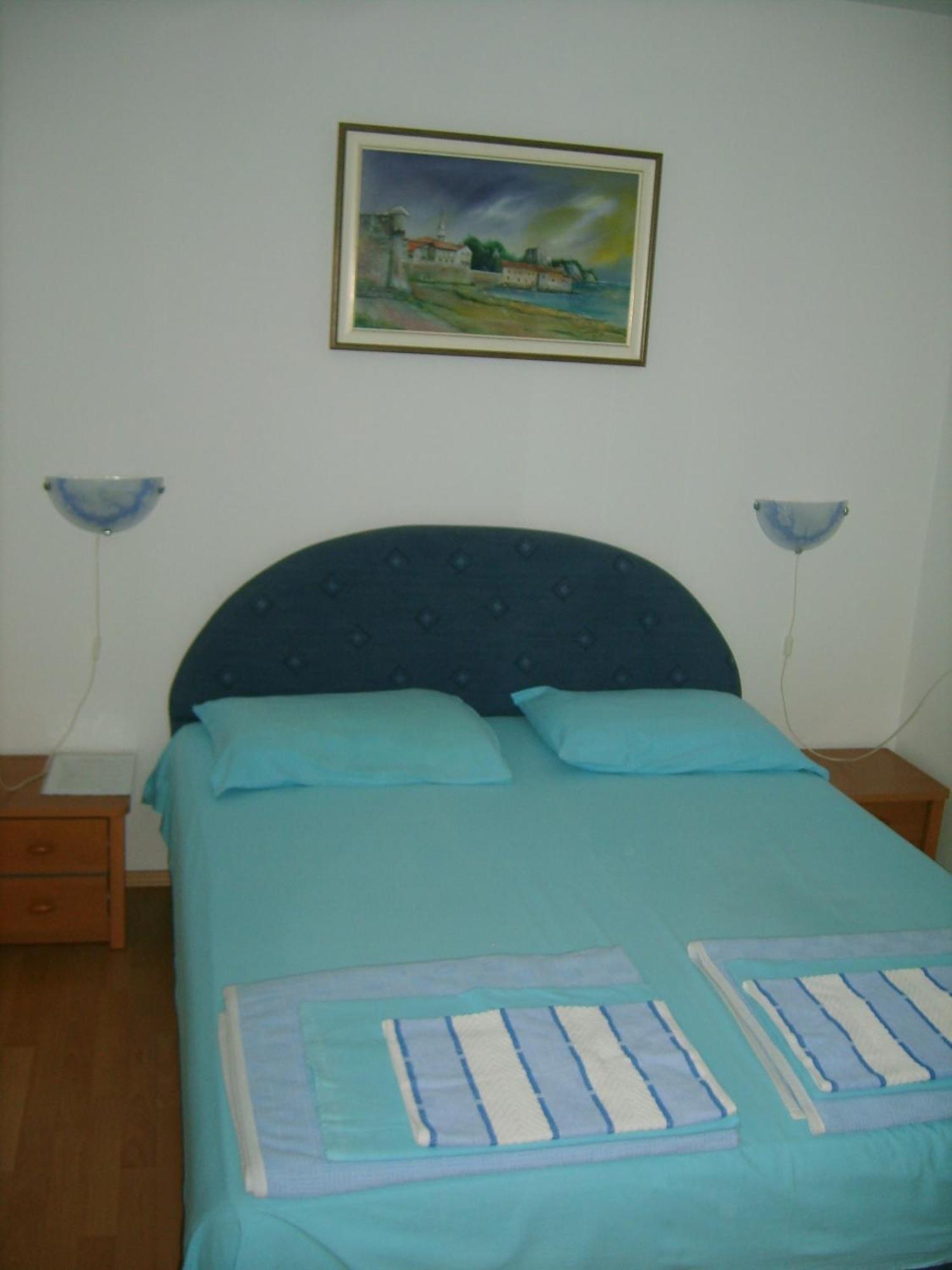 Lyon Apartments Μπούντβα Εξωτερικό φωτογραφία