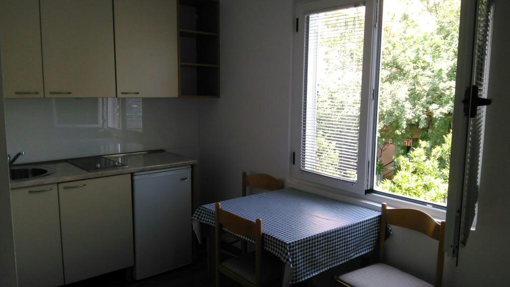 Lyon Apartments Μπούντβα Εξωτερικό φωτογραφία
