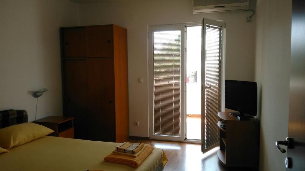Lyon Apartments Μπούντβα Εξωτερικό φωτογραφία